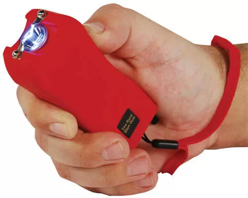 How to Charge the Runt Stun Gun How to Charge the Runt Stun Gun