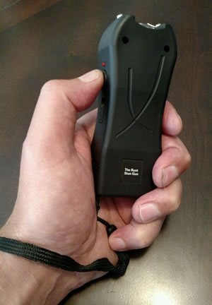 The Runt Stun Gun