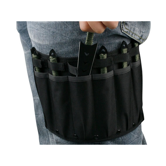 Sheathing pouch can be worn around your leg for easy access to throwing knives.